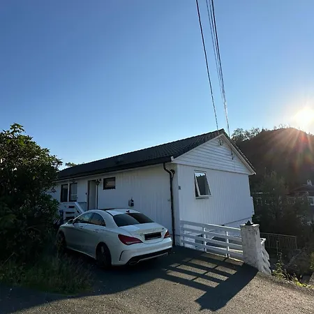 Bedroom Near City Center Ubytování v soukromí Bergen